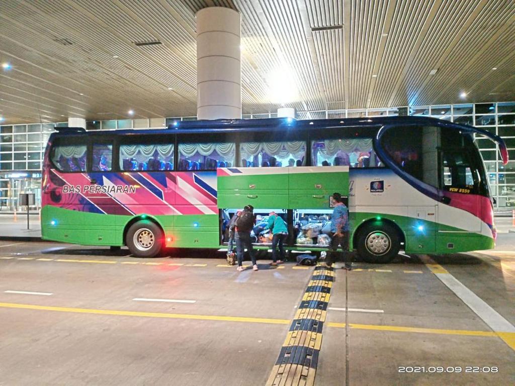 Excursion Bus / Bus Persiaran